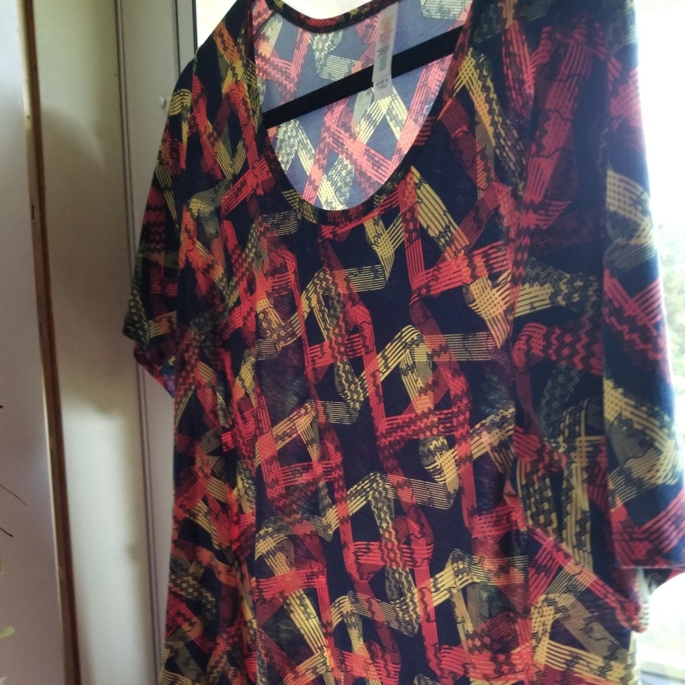 Lularoe Perfect T